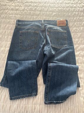Levi's women’s Blue Denim Jeans - Classic Fit